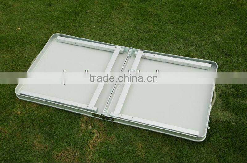 Outdoor Aluminum Folding Table