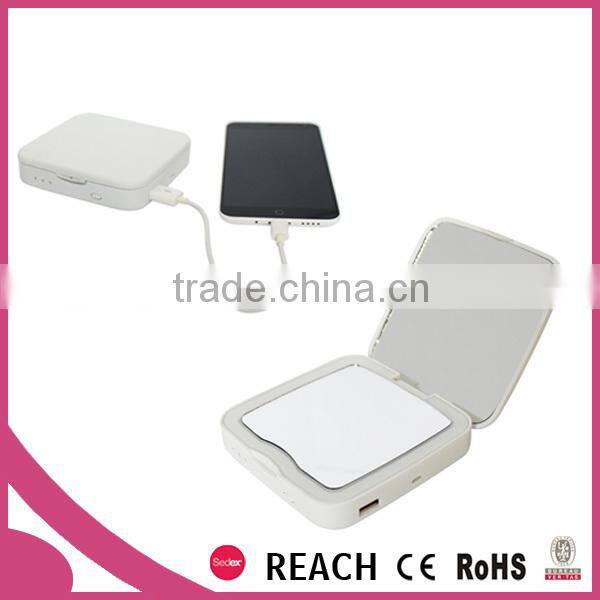 Beauty slim portable folding lighted pocket mirror with power bank for travel