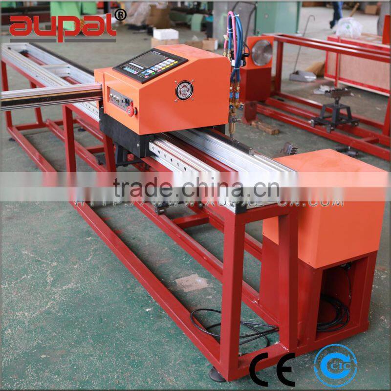 Small portable sheet and pipe beveling flame cutting machine