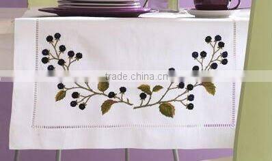 hand embroidery table runner