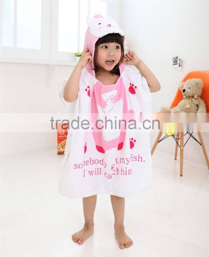 Lovely yellow Bee printed kids hooded beach towel velour printing animal bee kids poncho towel