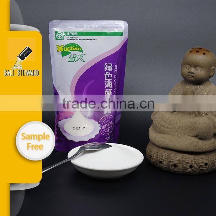 Healthy white refined edible raw salt