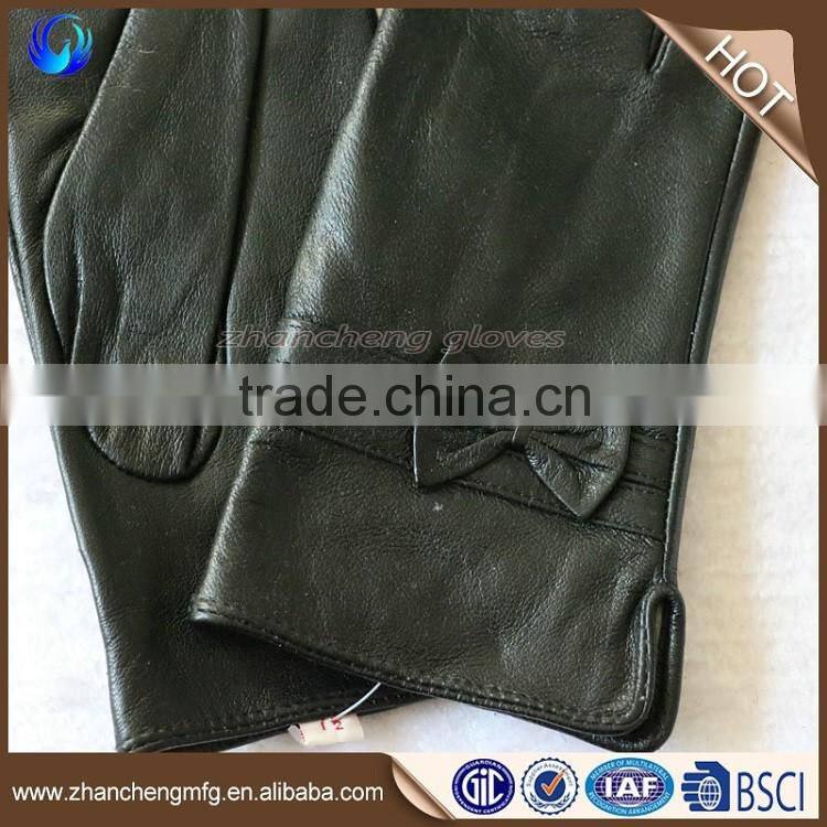 2016 New design ladies goatskin C grade leather gloves for touch screen