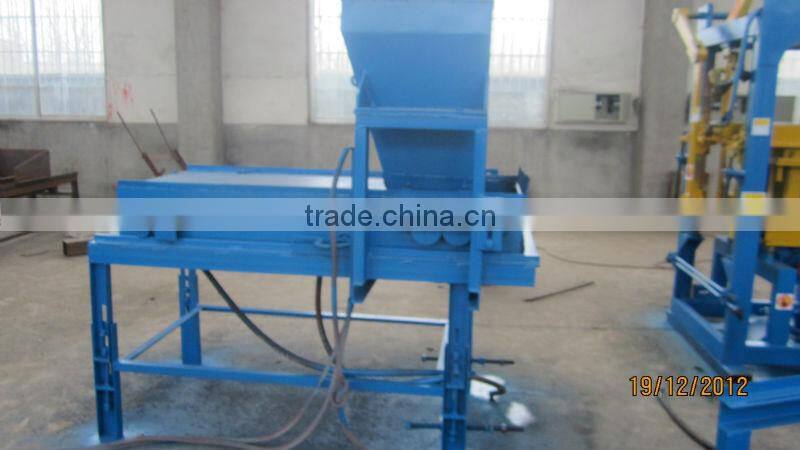 semi cement concrete bricks blocks pavers molding machine QT3-20