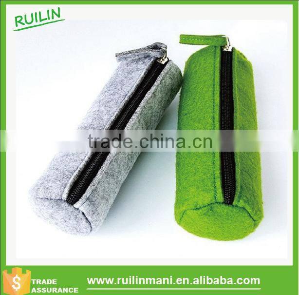 Latest high quality small blank felt zipper pen bag