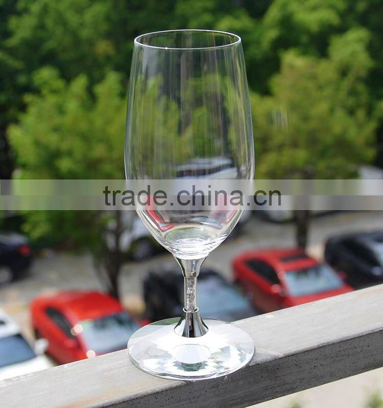 Custom wholesale creative fashion personality vodka drinking glasses wendding