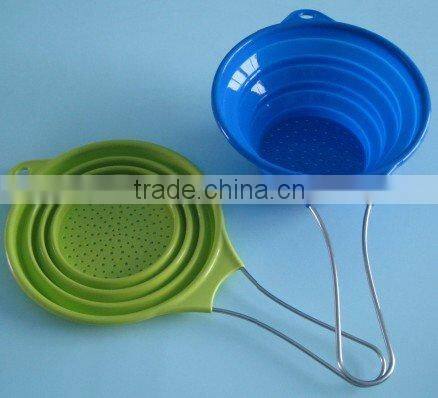 Food Grade Household Silicone Colander with a Perforated Sink