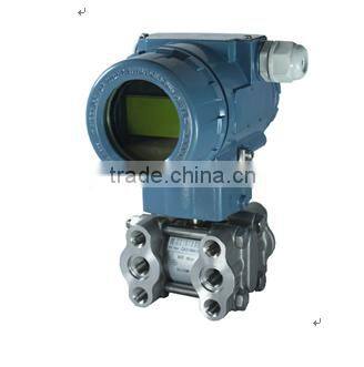 Differential pressure transmitter with LCD display