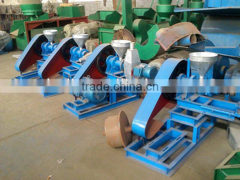 Dry extruder floating fish pellet machine with high quality /pet fish feed machine with factory price/0086-15838061756