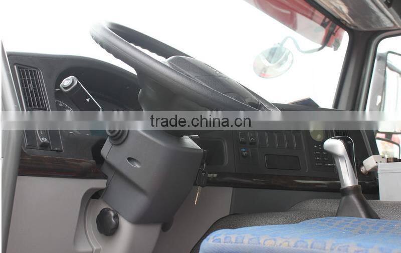 White HOWO Waste Collection Vehicle 266HP 4X2
