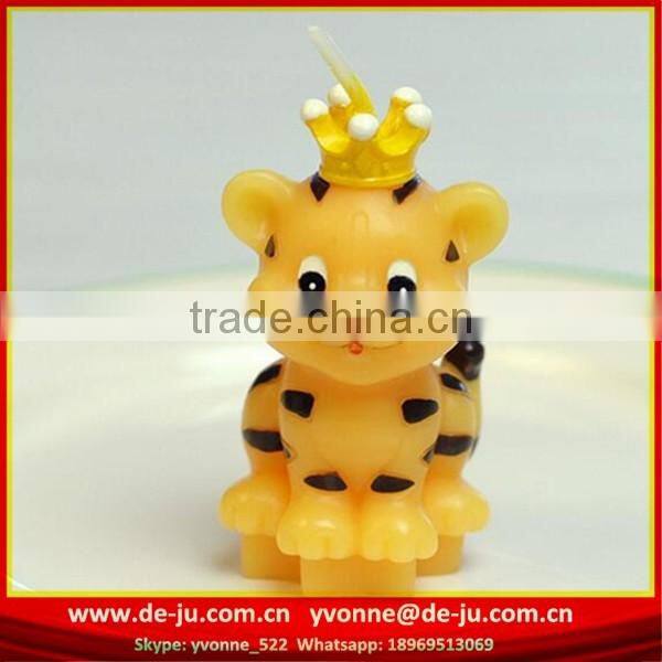 Small Lion King Shape Cartoon Gift Paraffin Candle Wax