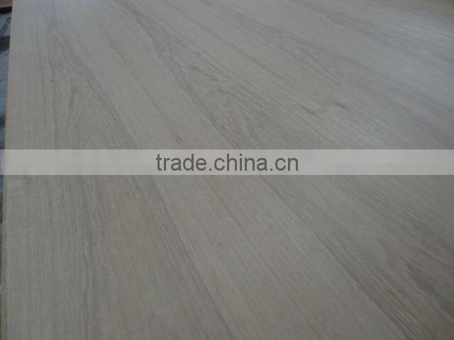 Good grain and color natural teak with 3A/2A grade