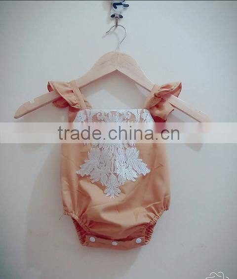 Popular Style Newborn Baby Cotton Wear Clothes Infant Soild Color Ruffle Sleeve Bodysuit Baby Girls Lace Romper