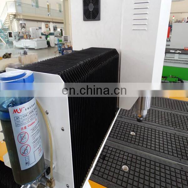 1325 woodworking cnc router with water cooling spindle and dust cover