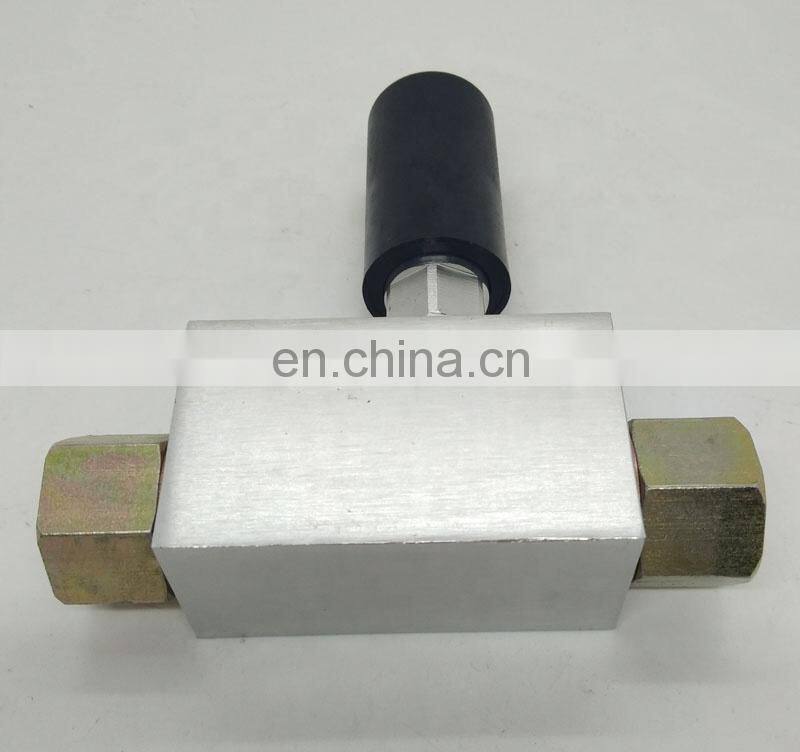 Fuel transfer pump 02111961 applies to engines BF4M1013 fuel supply pump