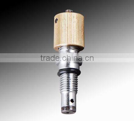 Good quality discharging valve spray gun parts nozzle ,tips ,tip guard .filter ,estension pole China Manufactury