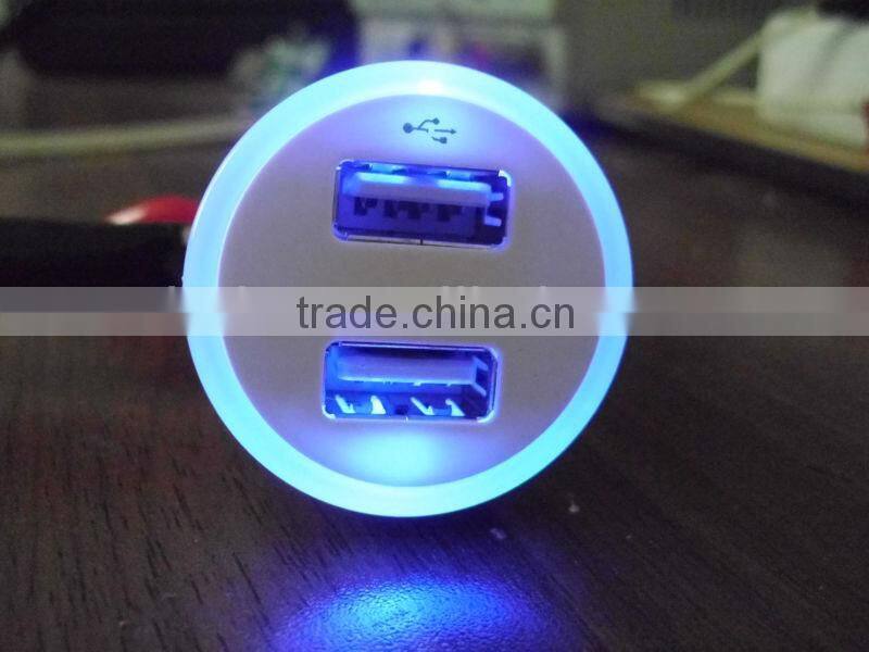 Blue LED Electric Car Charger For Iphone5 / Ipad/ Samsung Galaxy