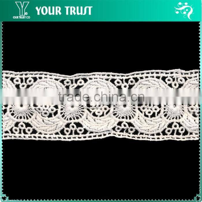 Width 14.0 Centimeter Flora White Cotton Trimming Lace