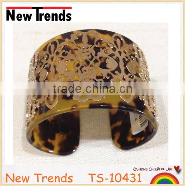 Latest design tortoise shell bracelet cuff with gold surface 2014