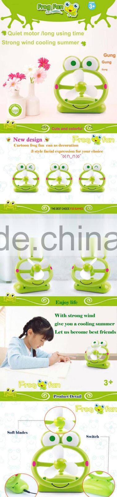 Summer toys 2016 portable qt usb fan with water spray