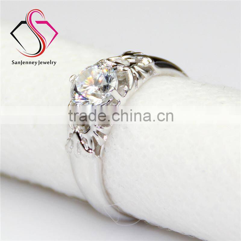 Round Brilliant Cut Moissanite Solitaire 0.8 Carat 6.0mm Center 14k White Yellow Gold Diamond Engagement Ring