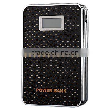 Portable Dual usb ports Power banks manufacturer 8000mAh Quick Charge Metal Power Banks with Lcd Screen