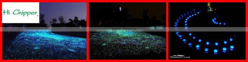 Glow in the dark glass aggregate for aquarium decoration