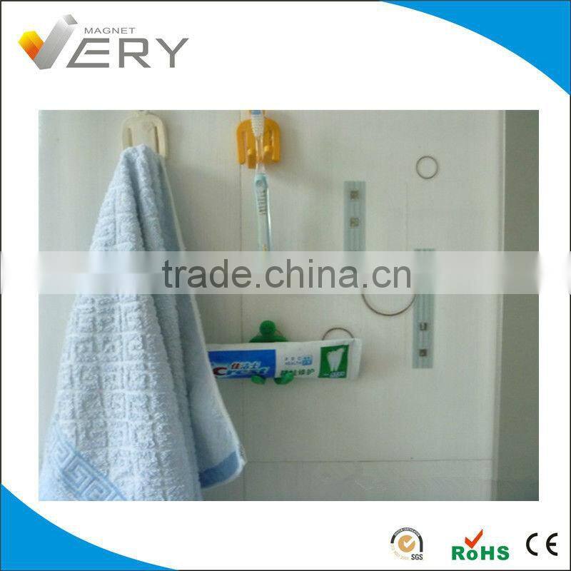 Wholesale DIY Colorful Boy Key pete Flexible Magnets toy Q-men magnetic toy