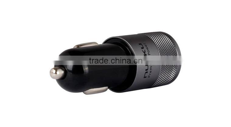 Wholesale - New golden luxury Car Charger for phone Universal GPS mp3 for iphone5 HTC Samsung