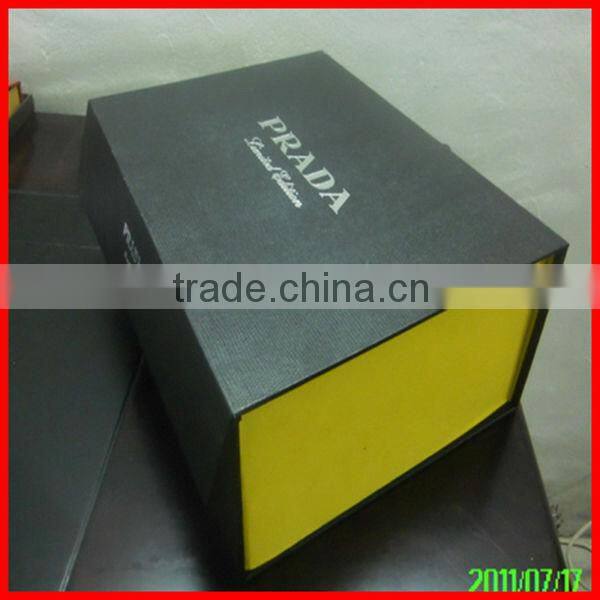 Hot Stamping Custom Made Magnetic Gift Boxes Wholesale