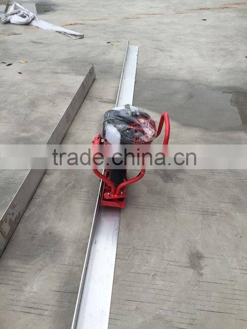 cheaper price high quality road concrete vibrating screed with Honda engine