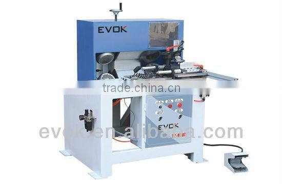 Automatic V-shape Dual Saw Cutting Machine (TC-828BC)