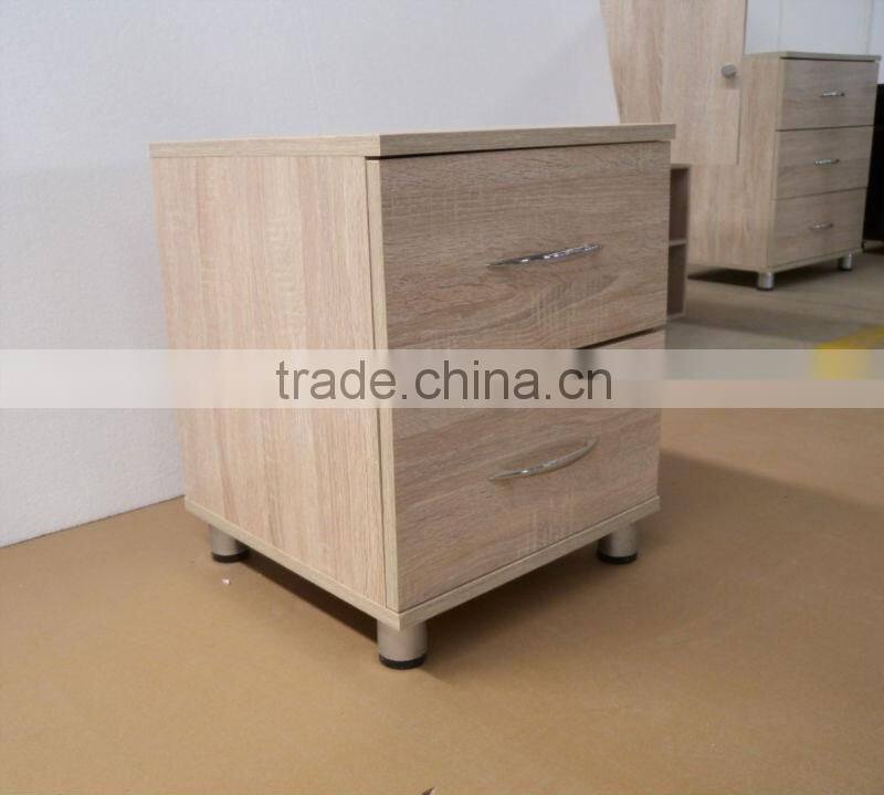 European hot pine wood bed king size natural wood color
