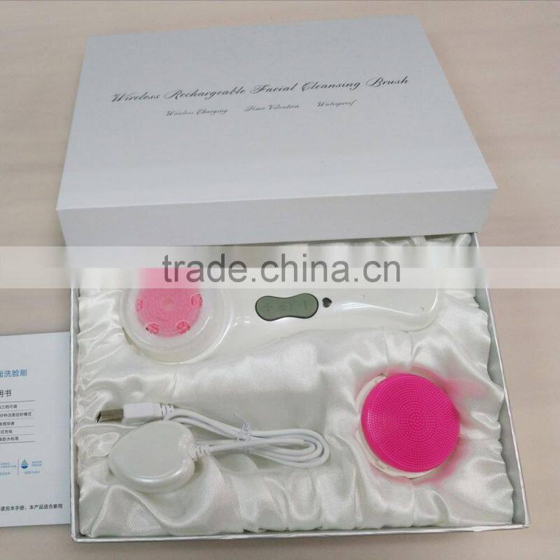 Home using waterproof sonic vibrating deep clearnsing rotating facial brush