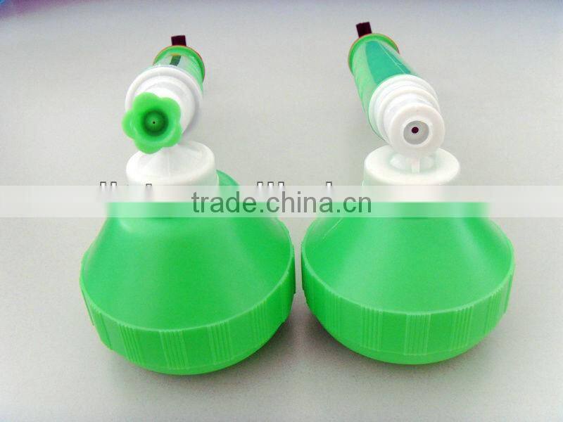 Taizhou iLOT Push & Pull Small Size Watering Sprayer with 320ml Bottle