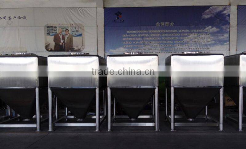 Customized SUS 304 SUS 316L Mixing Square Hopper / medical Hopper / conical hopper