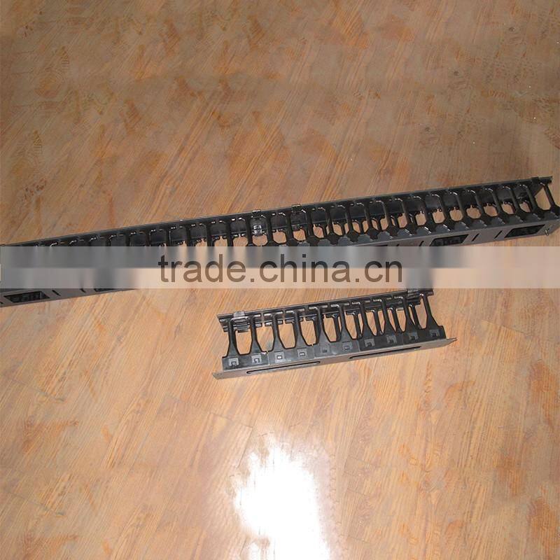 Optional Cable Management ,free Cable Management ring can be installed freely