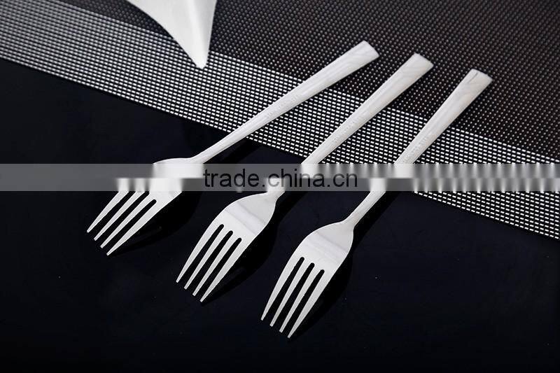 Natural color spoon and fork set with stainless steel tableware set