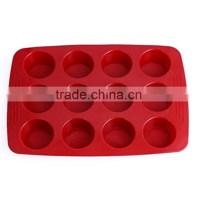 CBU27 FDA LGFG 12 connected silicone funny cake mold