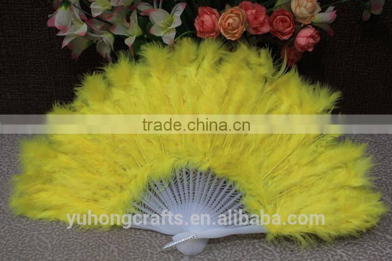 Party feather fan with plastic ribs