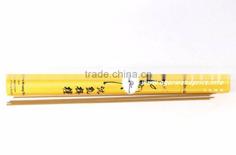 High quality Agarwood incense without sticks in yellow cylinders