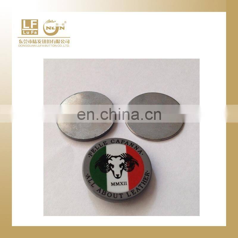 magnetic button badge