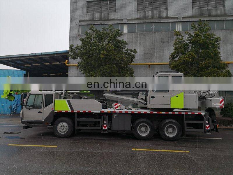 16 ton mobile pick up truck mounted crane ZTC160V ZTC160V451 truck crane hot sale in Thailand