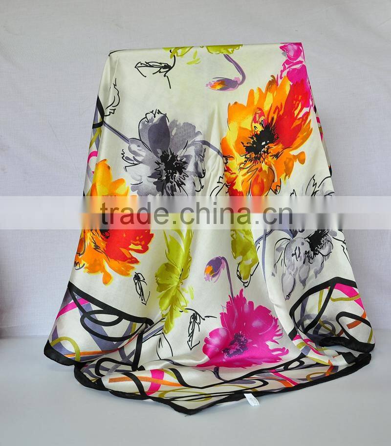 2015 new design silk scarf shawl of animal pattern