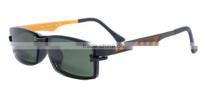 Square Full Rim TR90 Fashion High Quality Polarized Clip On Polarized Sunglasses For Adult