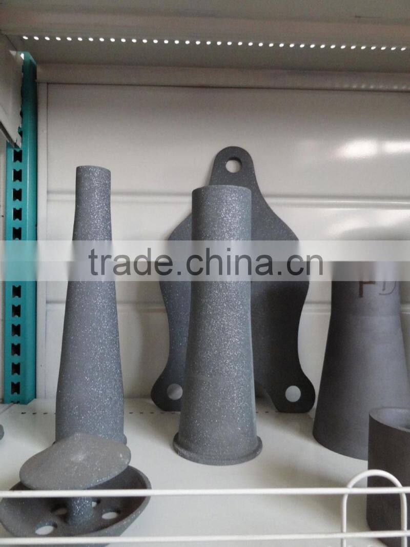 Refractory silicon carbide nozzle