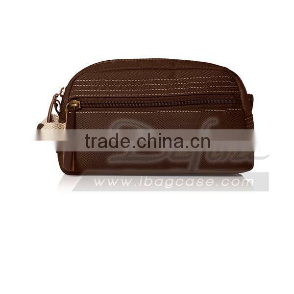 The simple durable canvas toiletry kit