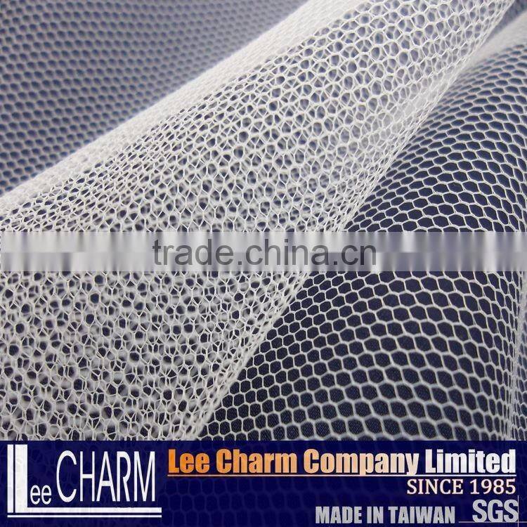 Taiwan 100 Polyester 30D Hexagon Soft White Tulle Net Fabric