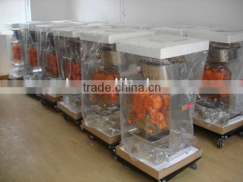 CE,ROHS approve automatic citrus juicing and fruit pressing machines,hot selling automatic orange juicer for restaurant