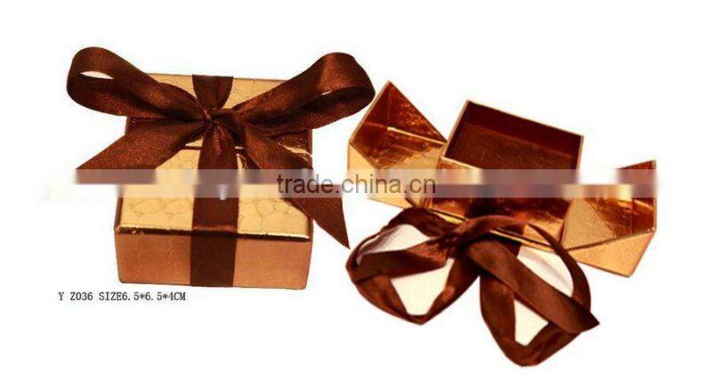 gold art paper jewelry packaging